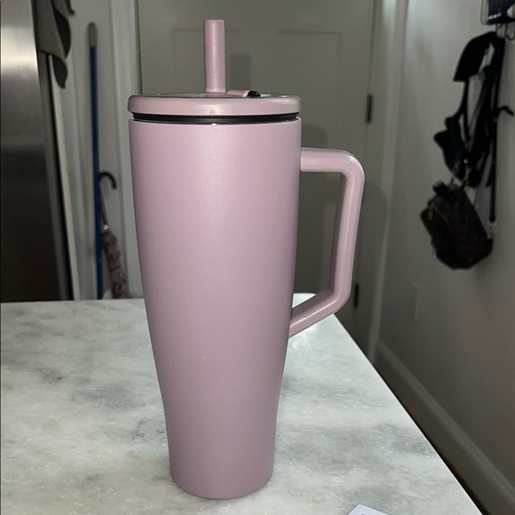 Brumate 40 oz - Picture 3 of 7